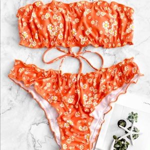 NWT Floral Bikini Set 🌼